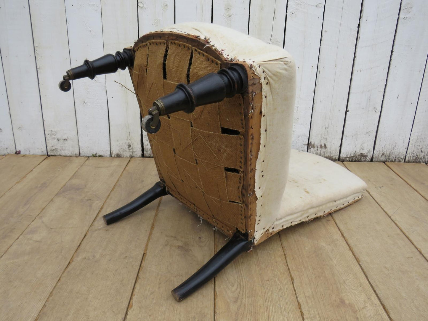 Antique III Slipper Chair